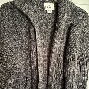BDG Heavy Grey Collared Sweater w/Circle Pockets Size XS